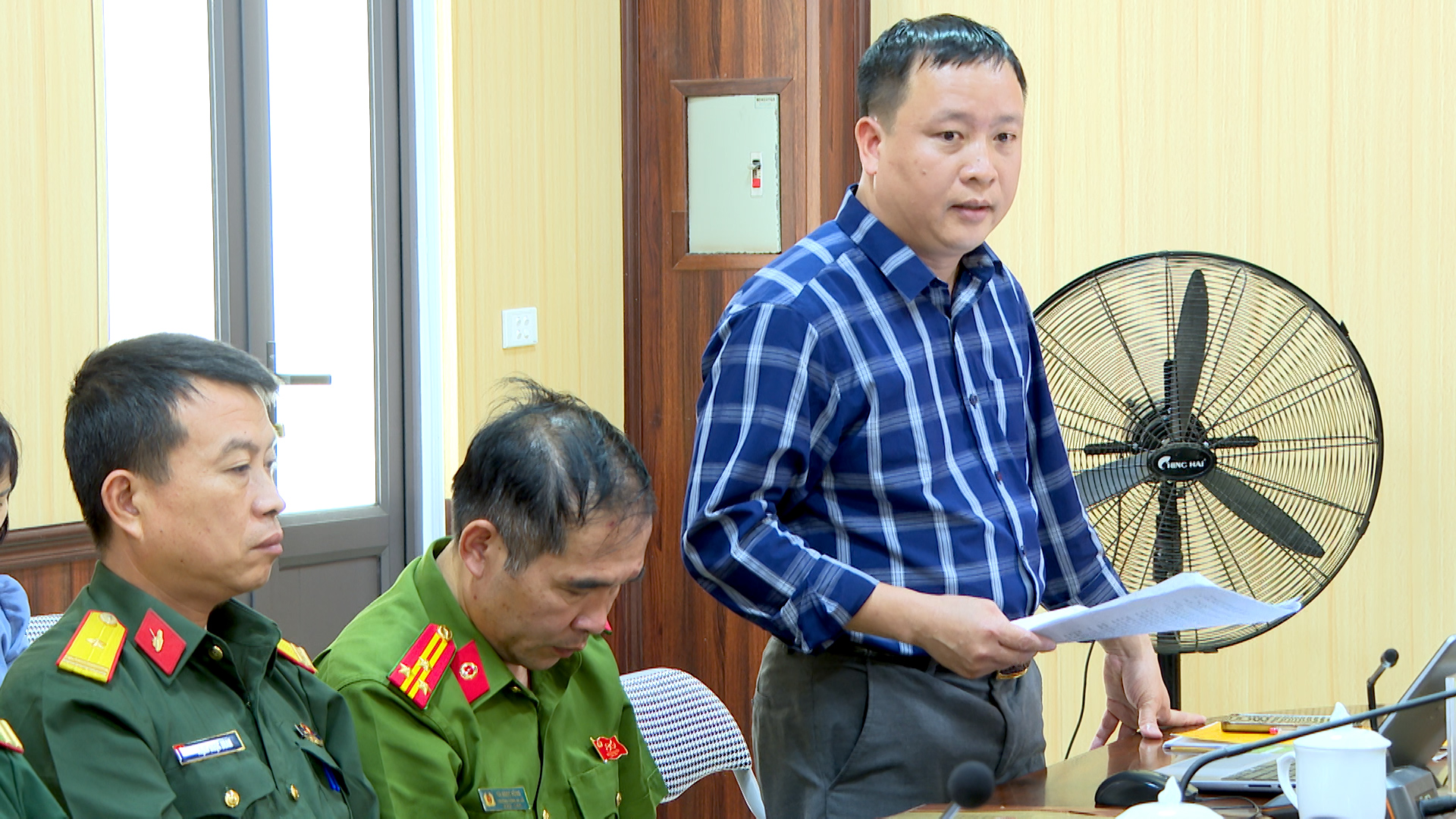 Anh-tin-bai